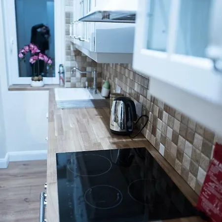 The View, Luxury In A Great Location! Kilmacanoge